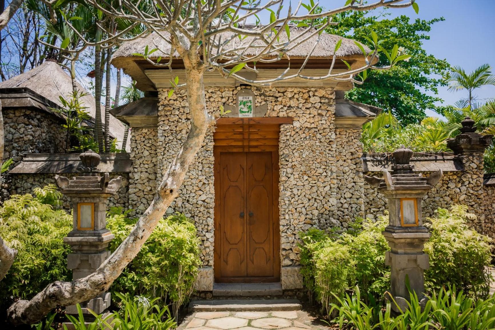 Best beachfront hotels in Bali