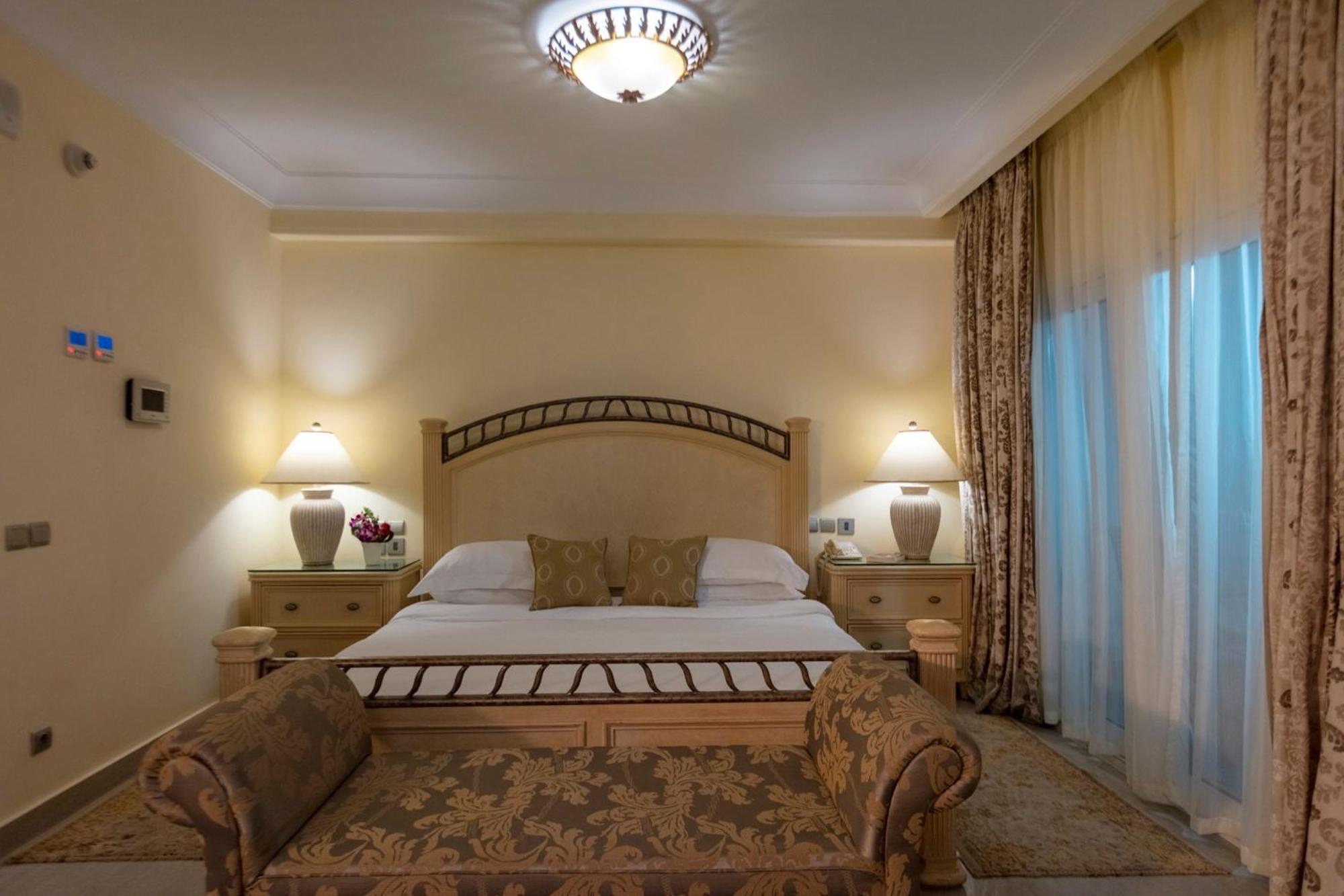 The Executive Weekend photo 2