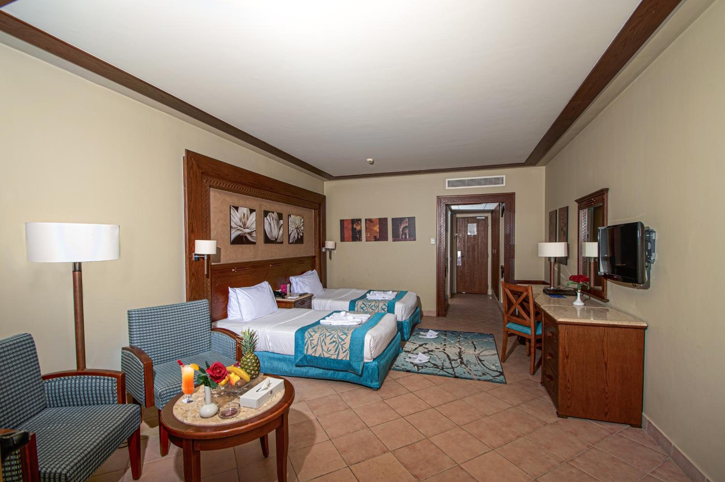 Superior Triple Room with Garden View