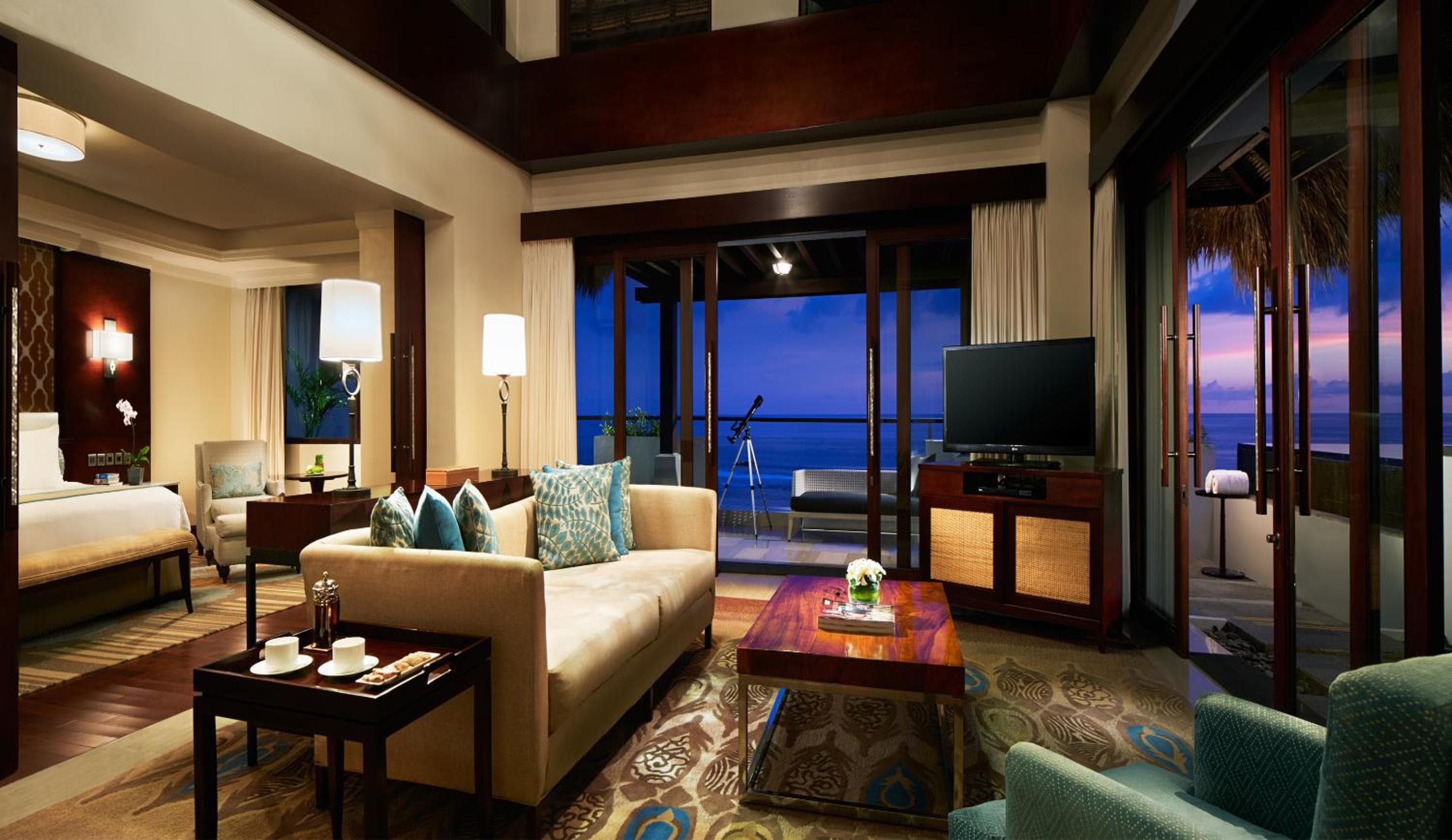 Penthouse Pool Villa 2 Bedrooms - Free Benefit
