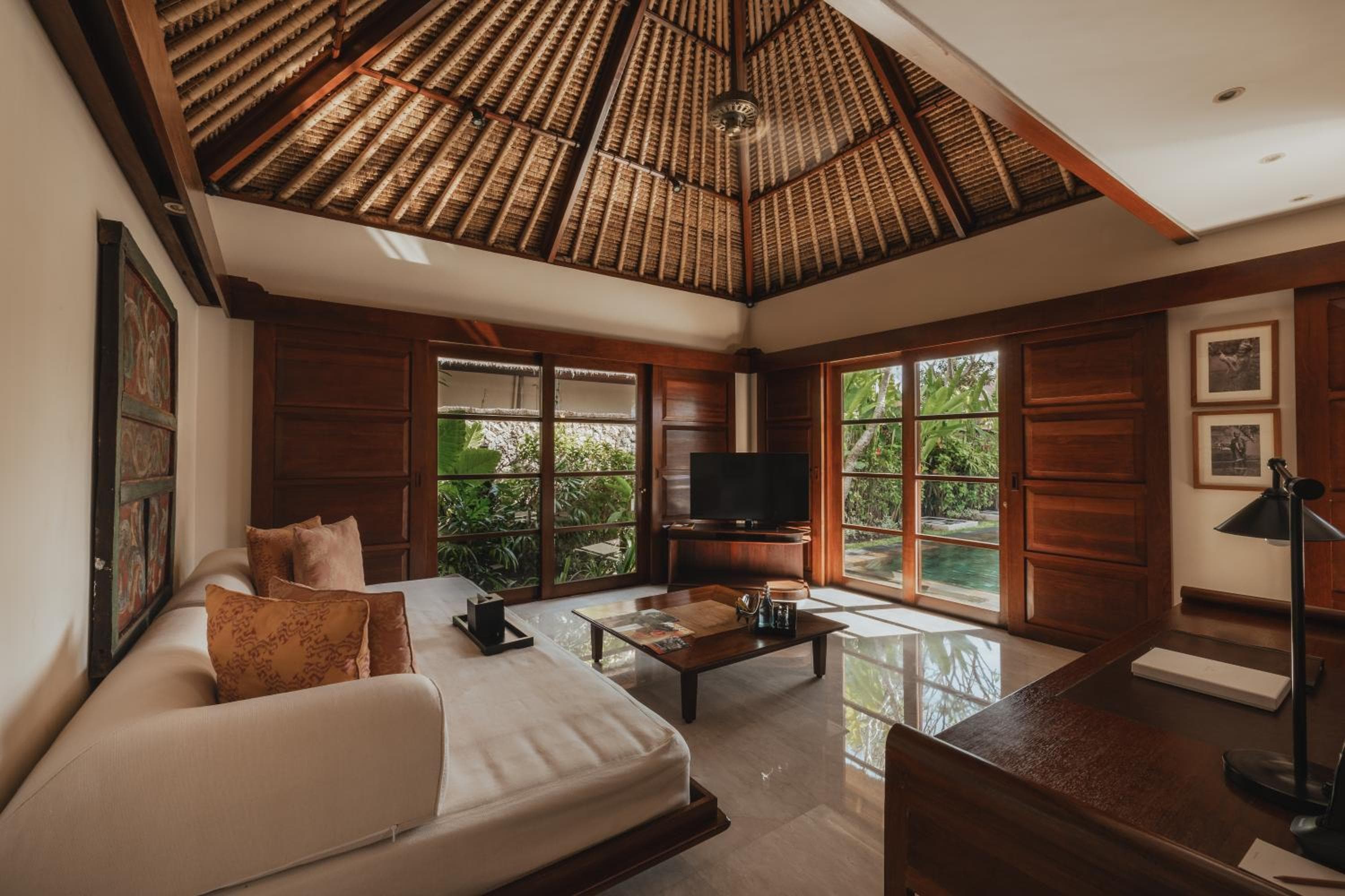 One-Bedroom Deluxe Pool Villa