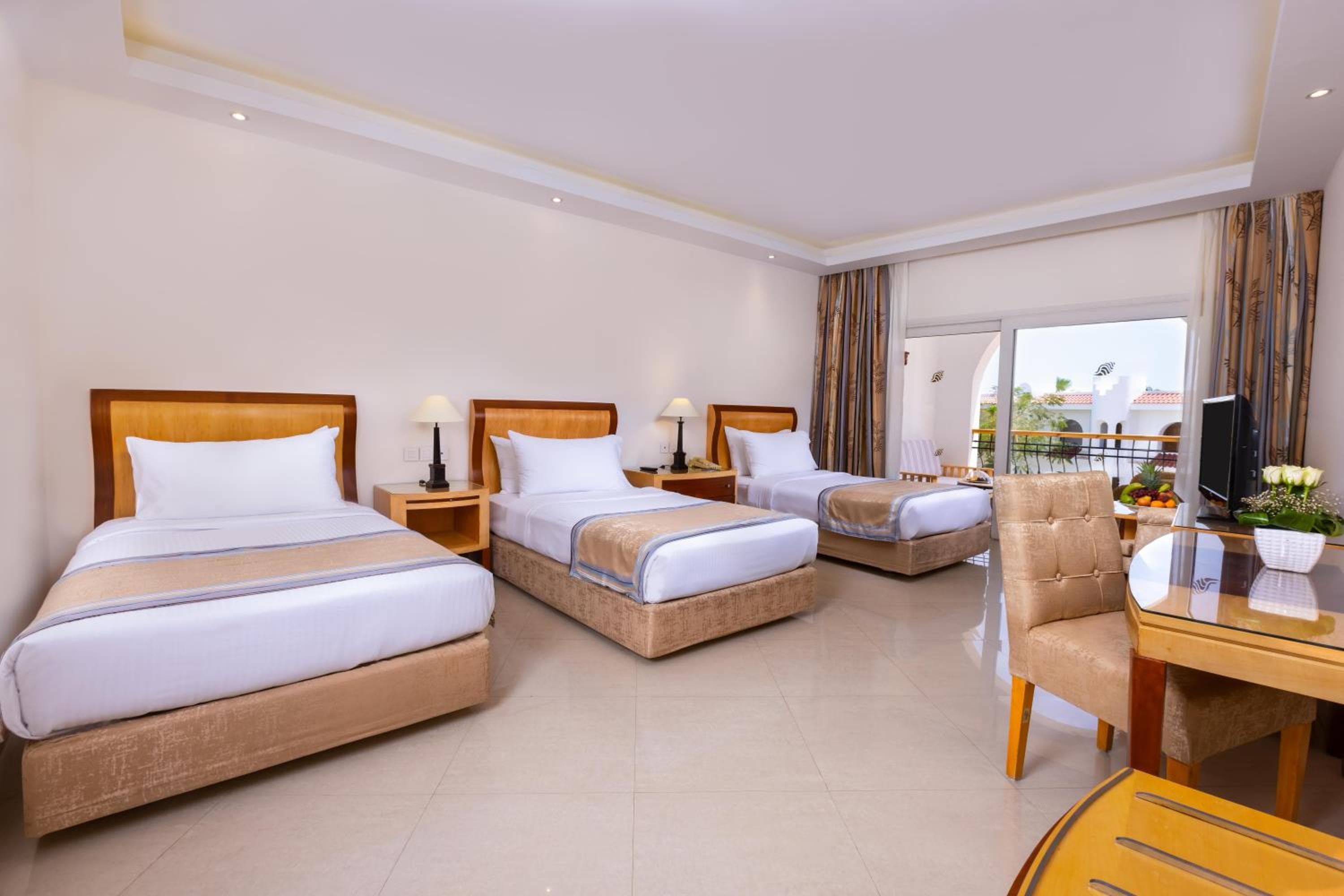 Triple Room with Garden View