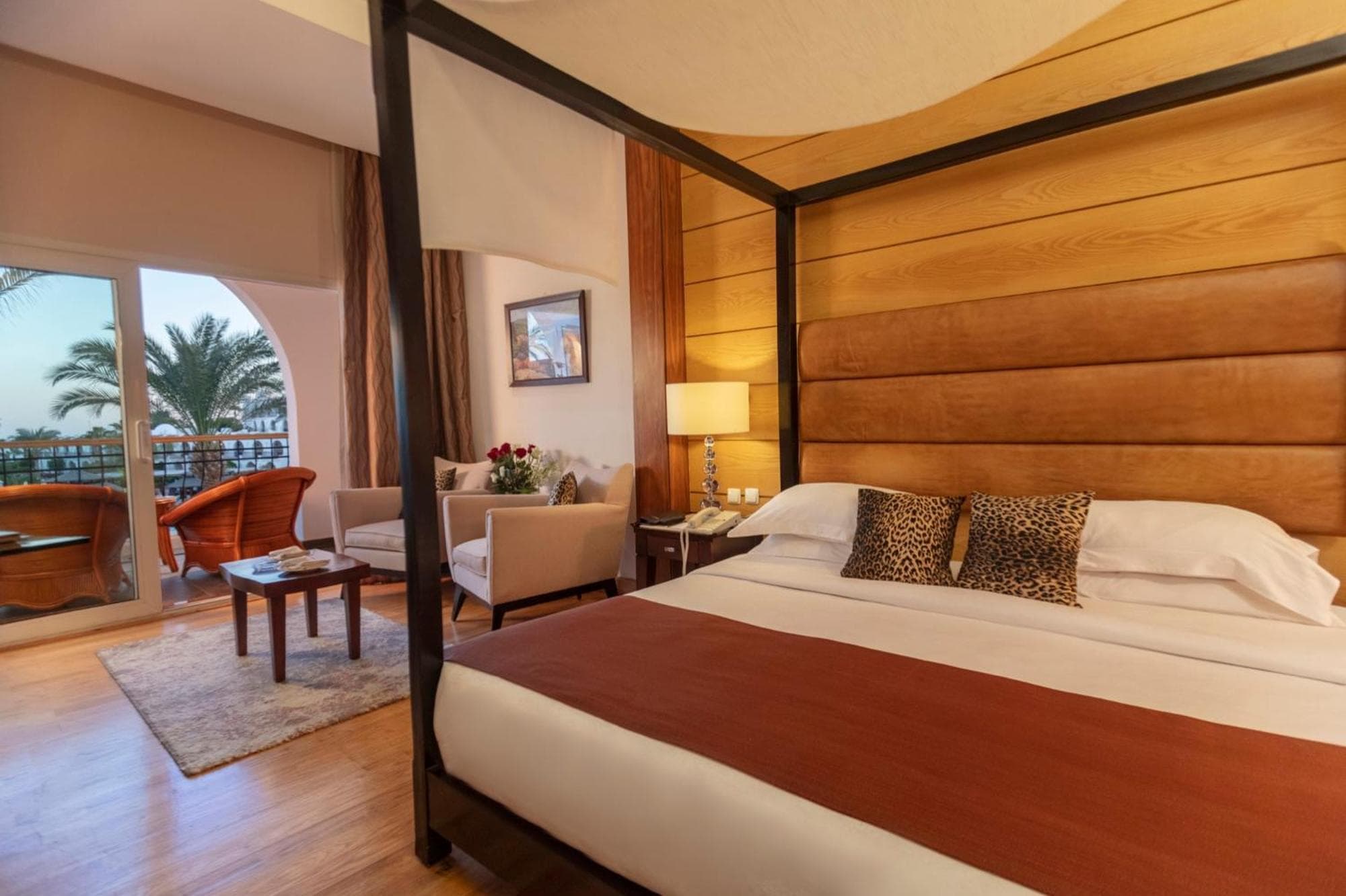 Royal Savoy Junior Suite with Jacuzzi (Adults Only)